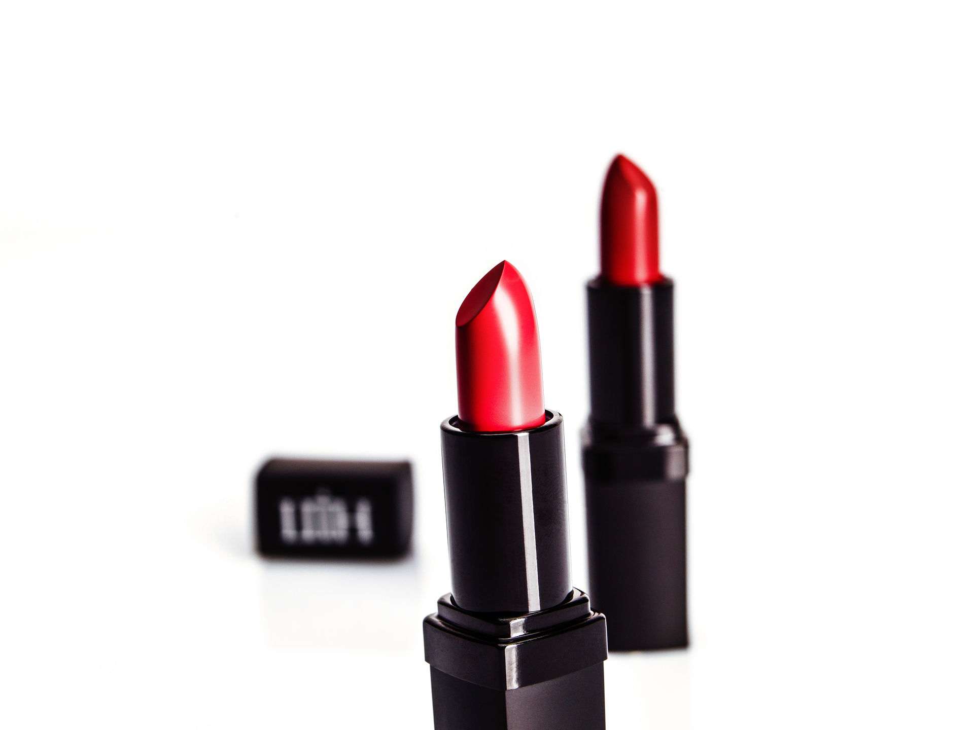Lith Lipstick - Plum Berry Lith Lipstick - Plum Berry